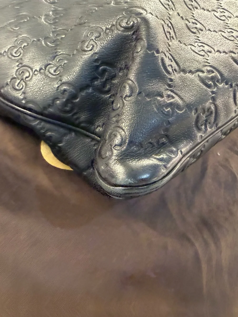 Gucci Black Embossed GG Leather Shoulder Bag with Adjustable Strap - Picture 4 of 10